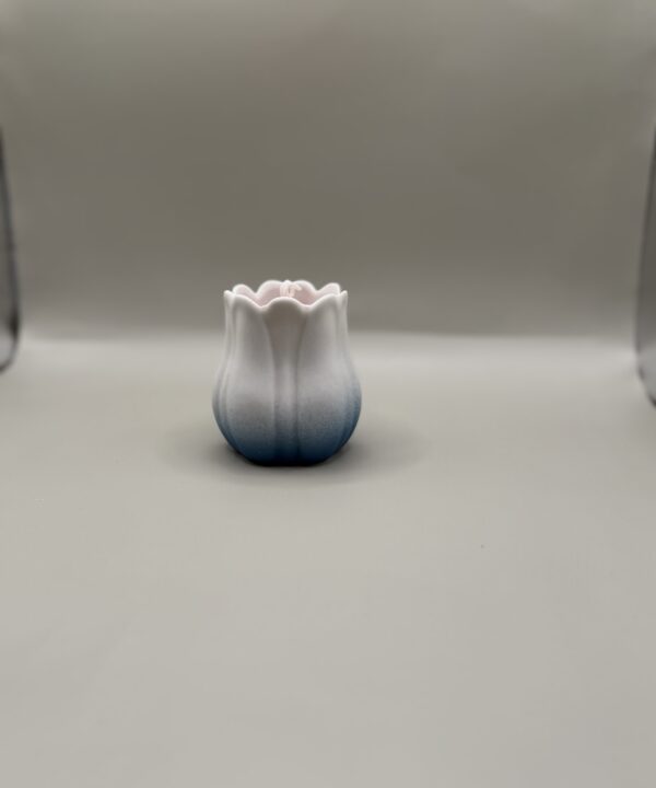 Sculpted Tulip Candle